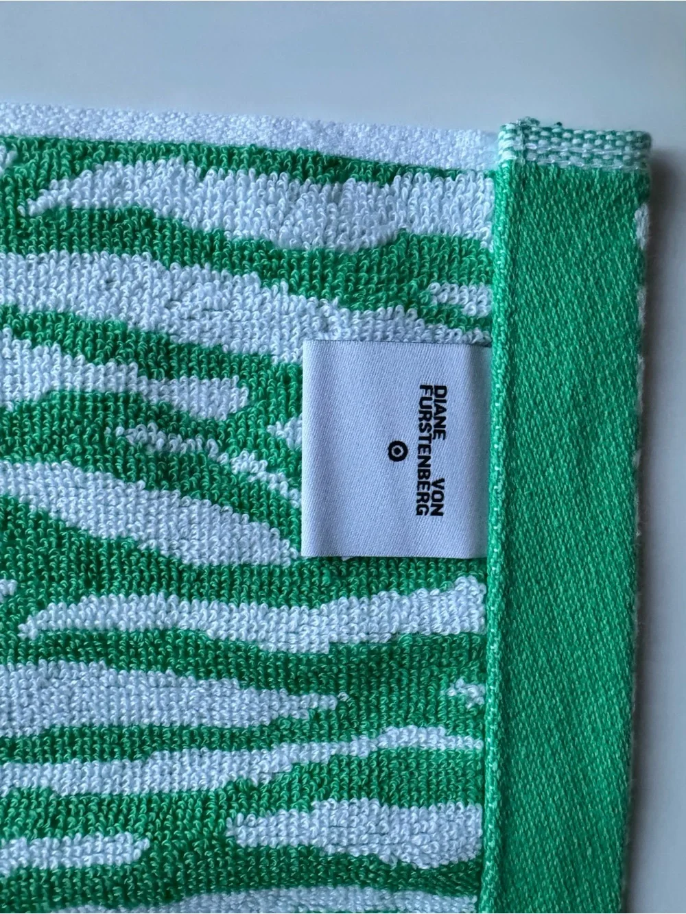 Diane Von Furstenberg Target Sea Twig Complete Bath/Hand Towel & Washcloth Set